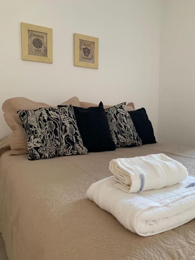 Villa Ober Suites Neuquén Eksteriør billede